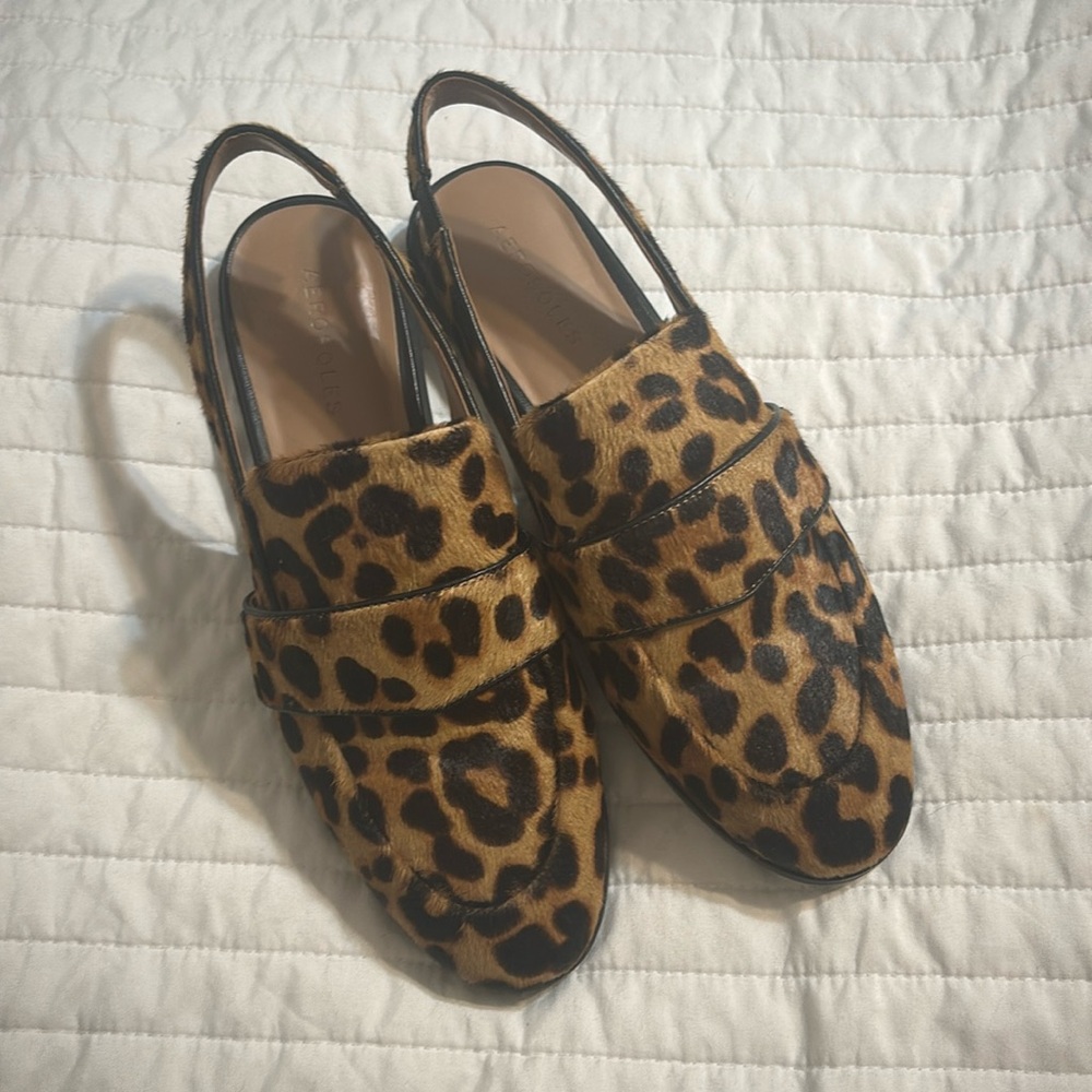 Aerosols size 7.5 leopard print flat  slingbacks.